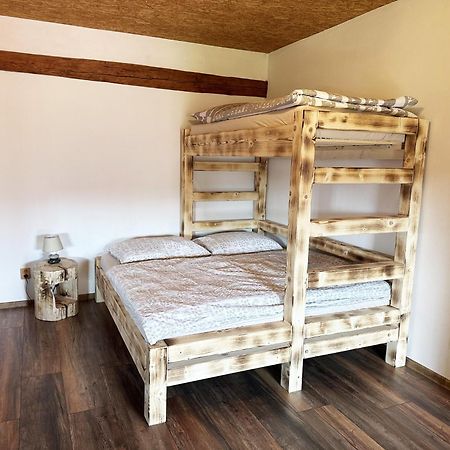 Appartement Farma Nahlov à Frymburk Extérieur photo
