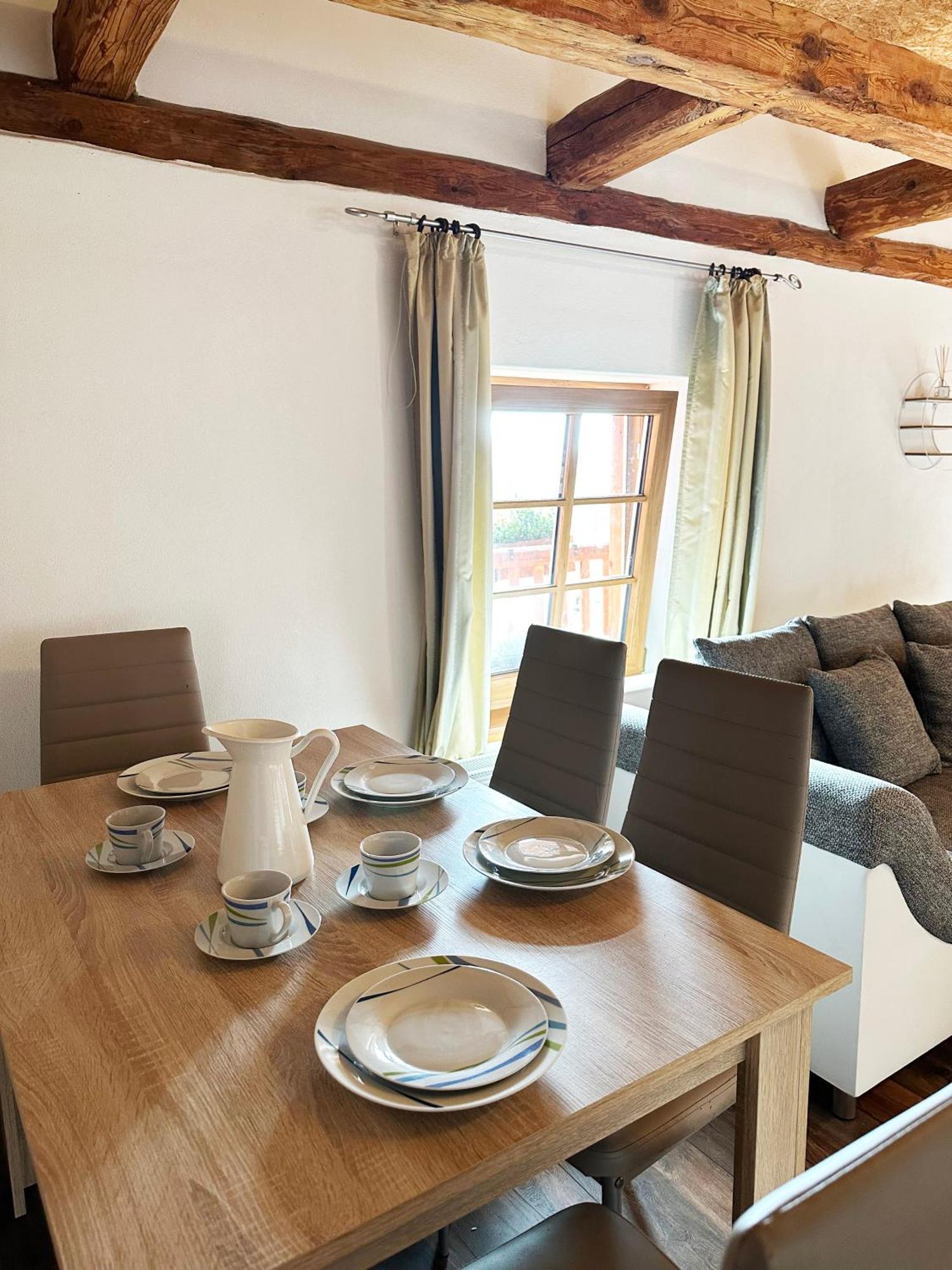 Appartement Farma Nahlov à Frymburk Extérieur photo